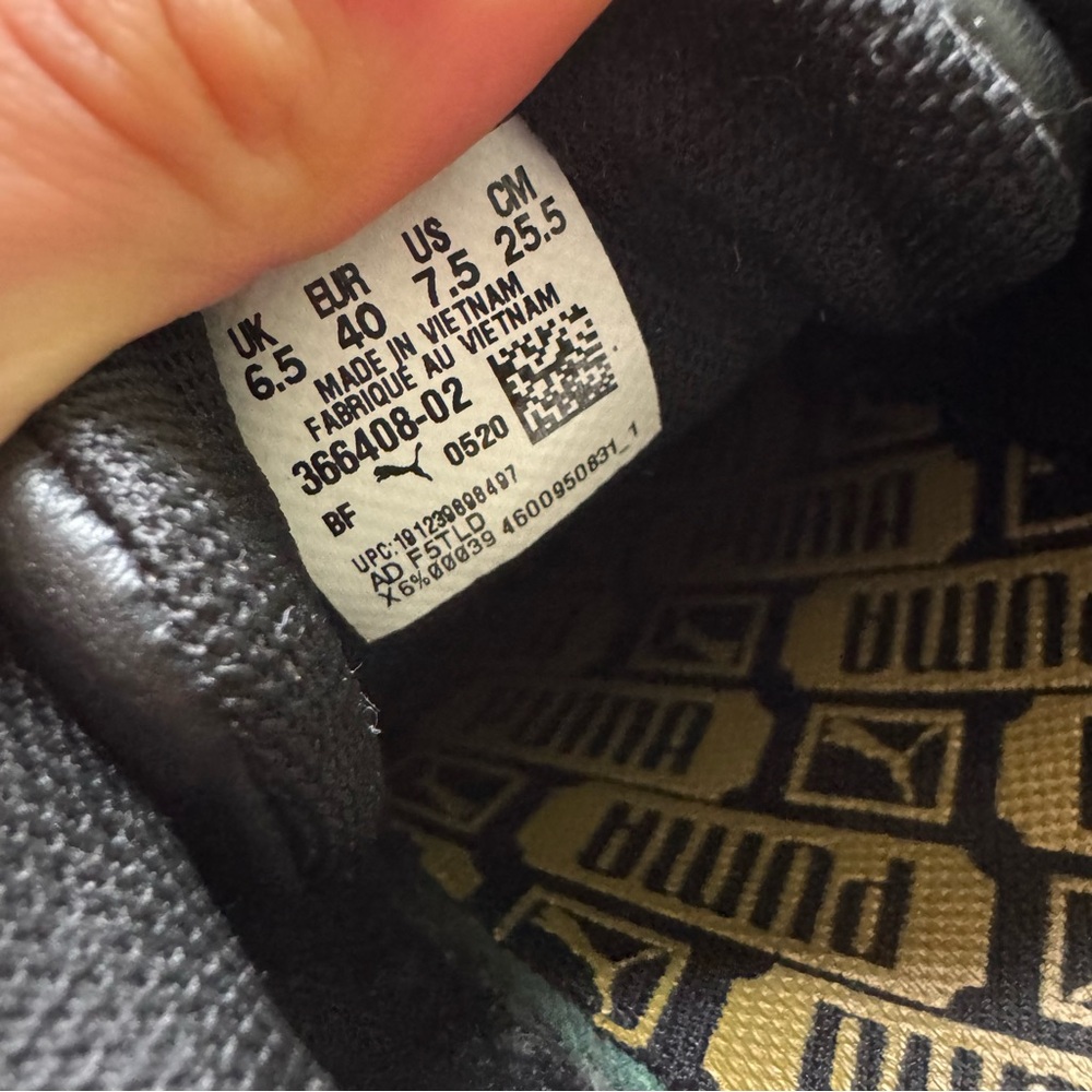 Puma Roma Classic Gum Sneakers - Picture 6 of 9